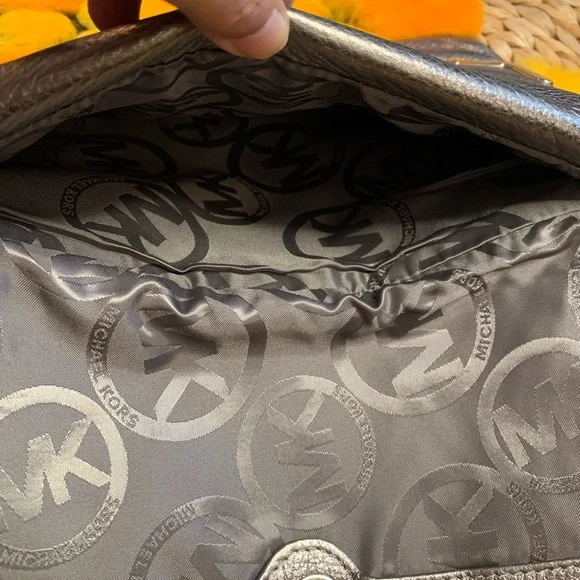 Michael Kors  Metallic Grey/Silver Leather Clutch - Picture 9 of 12